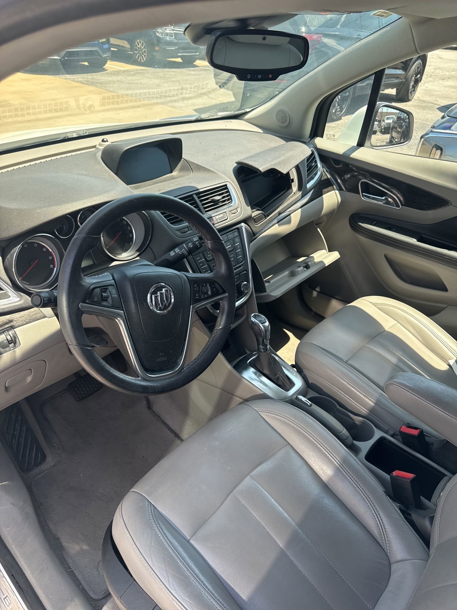 Used 2015 Buick Encore Convenience FWD image 5