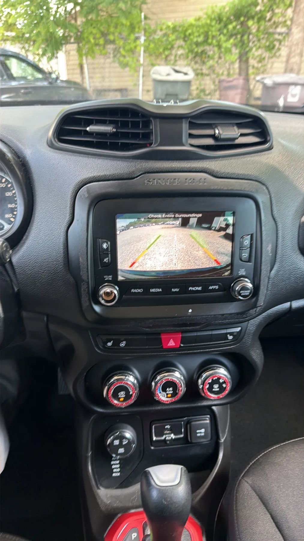 Used 2017 Jeep Renegade Trailhawk AWD/4WD image 36