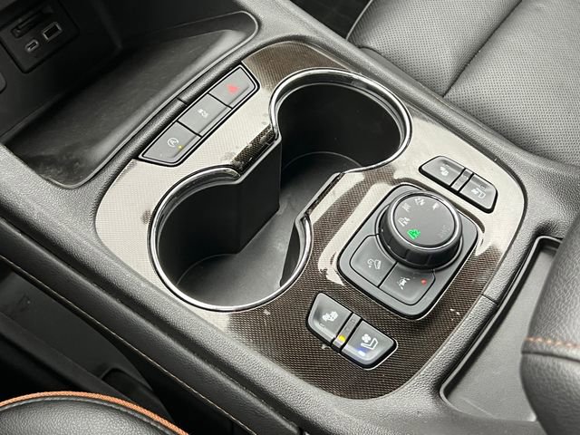 Used 2023 GMC Acadia AT4 w/ Technology Package AWD/4WD image 33