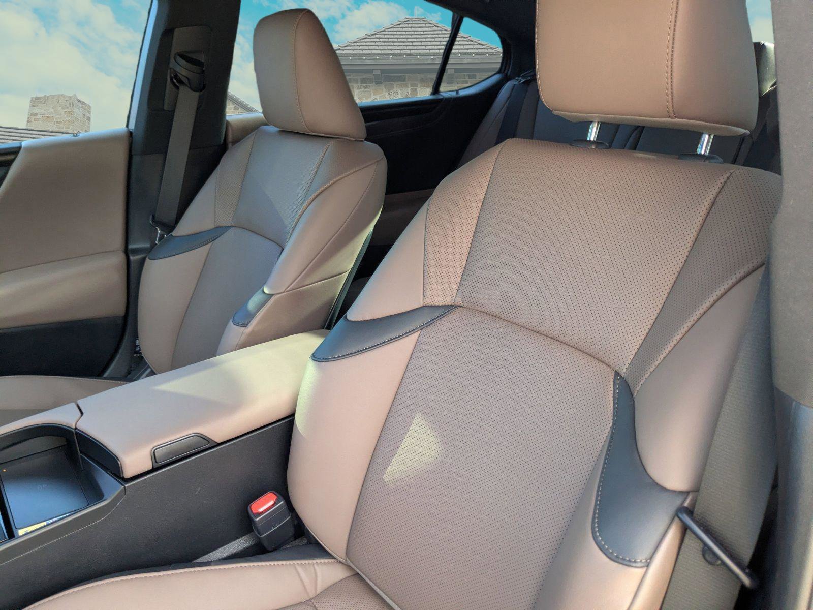 Used 2025 Lexus ES 350 w/ Premium Package FWD image 7
