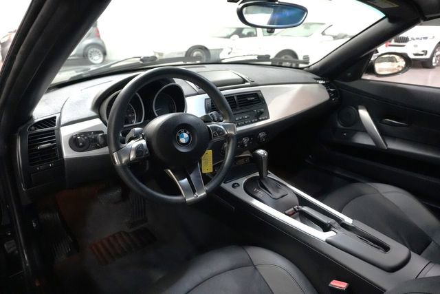 Used 2007 BMW Z4 3.0i image 21