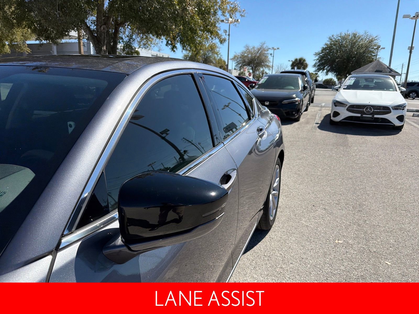 Used 2023 Acura TLX image 12