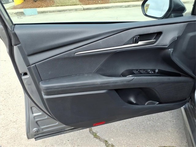 Used 2025 Toyota Camry SE image 20