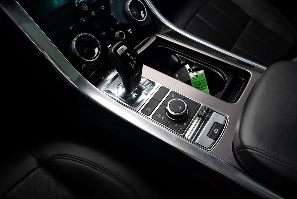 Used 2019 Land Rover Range Rover Sport HSE image 18