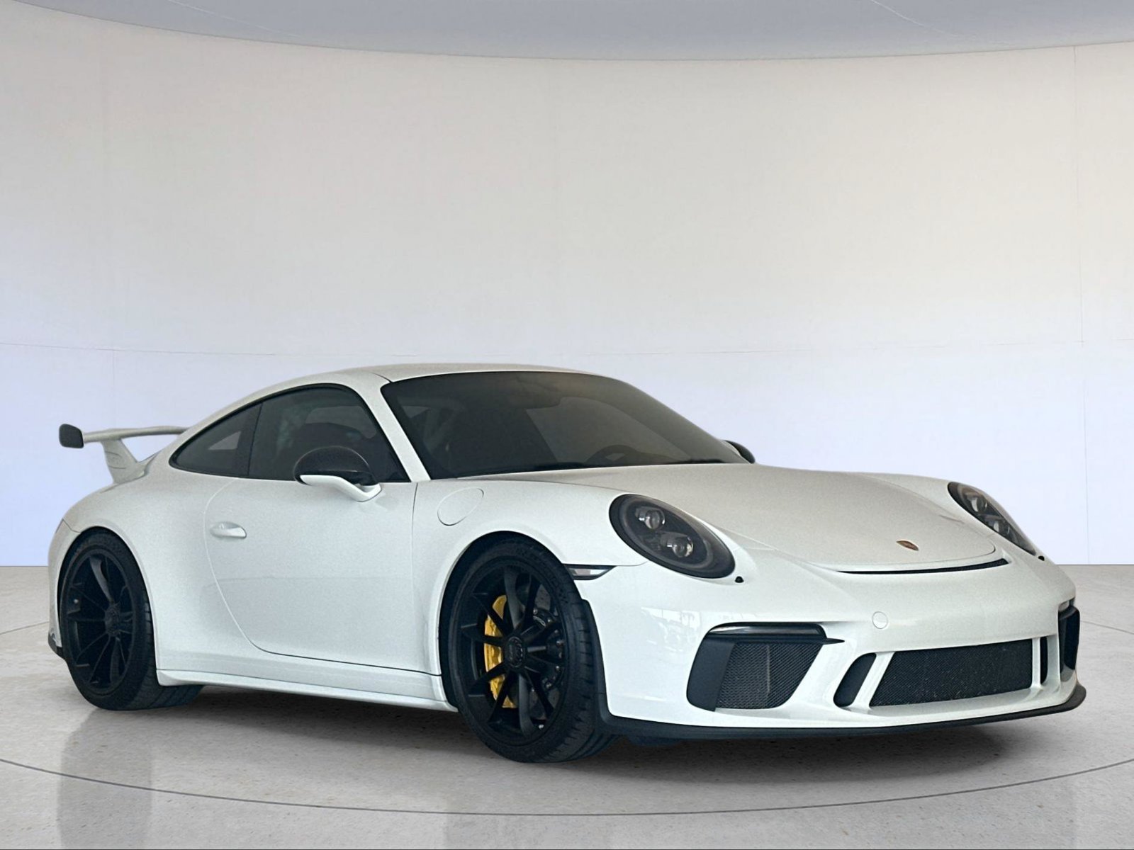 Certified 2018 Porsche 911 GT3 RWD image 9