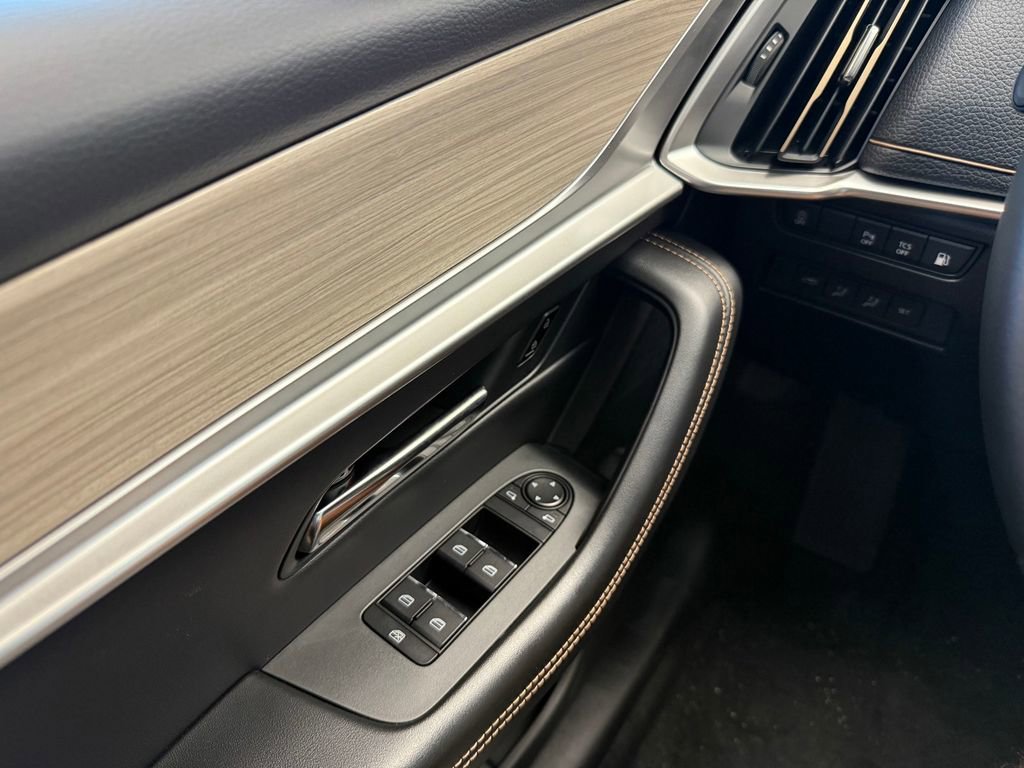 New 2025 MAZDA CX-90 Plug-In Hybrid w/Premium Sport image 24