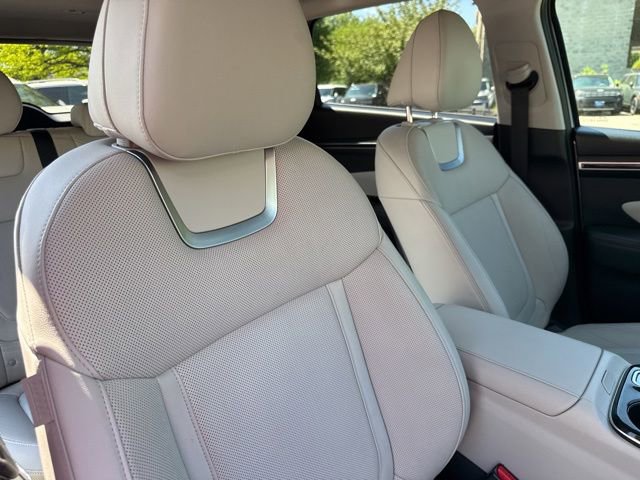 Certified 2022 Hyundai Tucson Limited AWD/4WD image 26