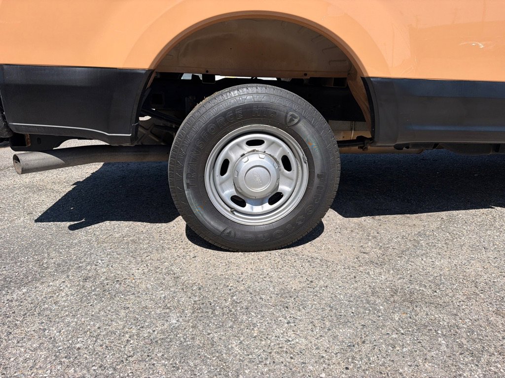Used 2018 Ford F250 XL w/ Power Equipment Group RWD image 18