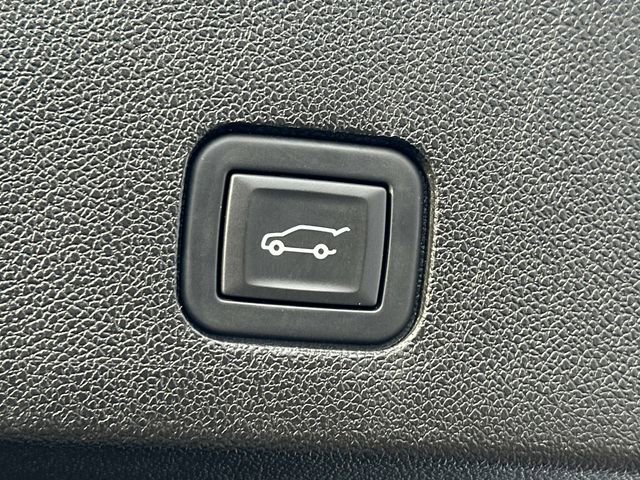 Certified 2023 Cadillac XT6 Premium Luxury w/ Technology Package image 19