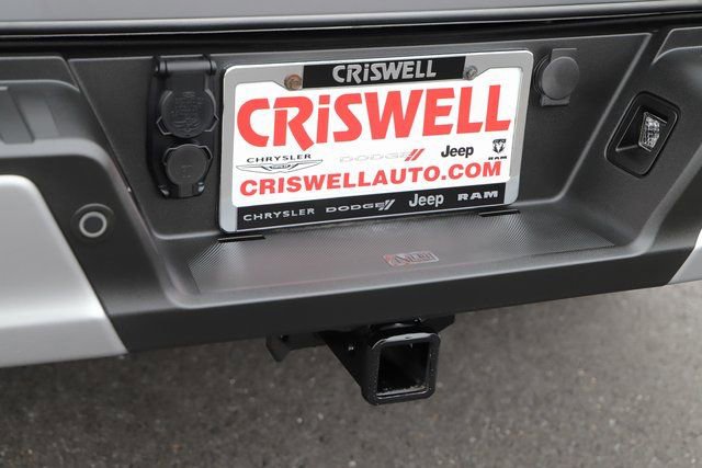 Used 2021 Ford F150 Platinum w/ Trailer Tow Package image 9