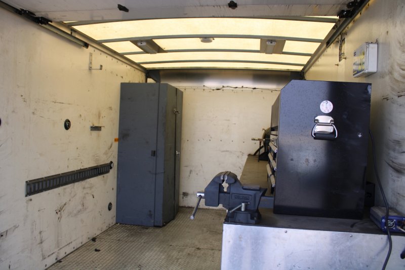 Used 2015 GMC Savana 3500 RWD image 13