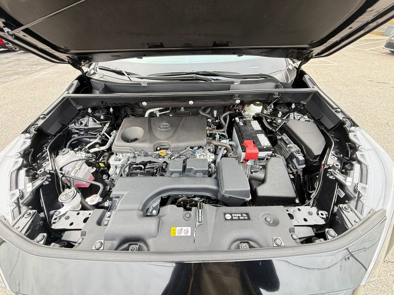 Used 2025 Toyota RAV4 XLE image 33