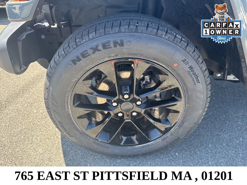 Used 2024 Jeep Wrangler Unlimited Sahara w/ Technology Group AWD/4WD image 29