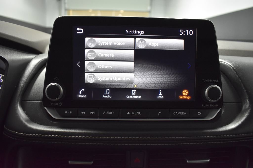 Certified 2023 Nissan Rogue SV image 18