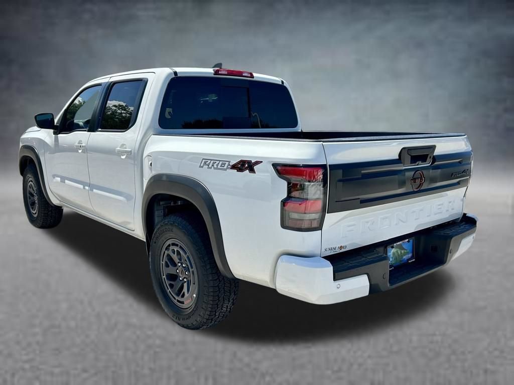 Used 2026 Nissan Frontier PRO-4X AWD/4WD image 6