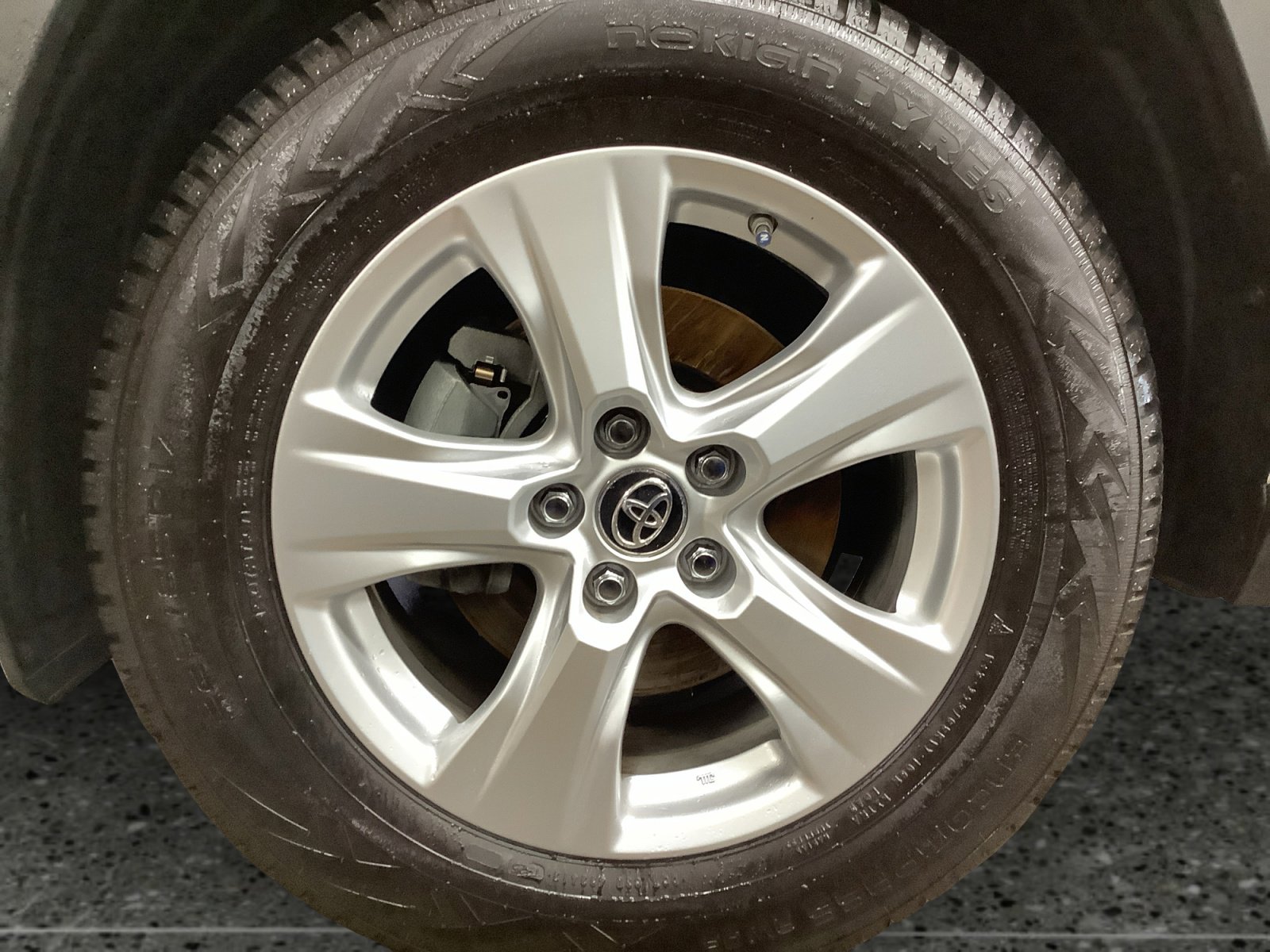 Certified 2019 Toyota RAV4 XLE w/ Convenience Package image 14