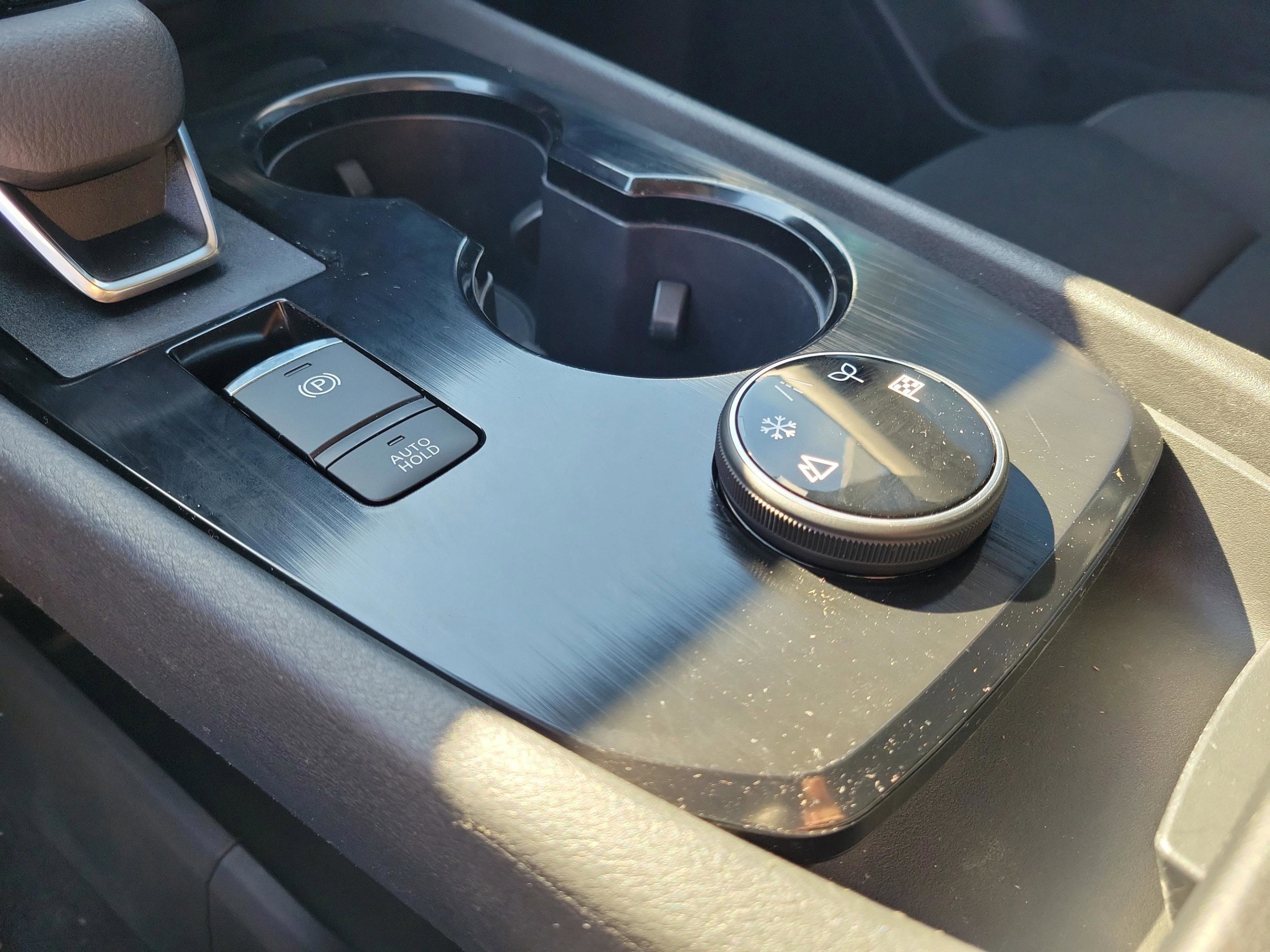 Certified 2024 Nissan Rogue S image 32