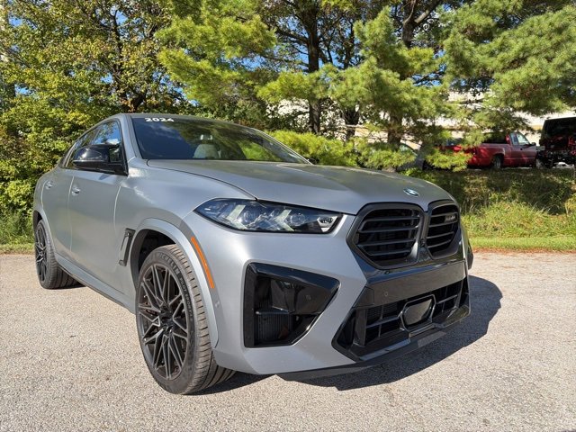 Used 2024 BMW X6 M Competition w/ Executive Package image 3