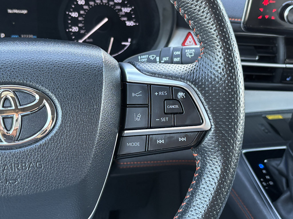 Certified 2024 Toyota Sienna XSE w/ XSE Plus Package FWD image 21
