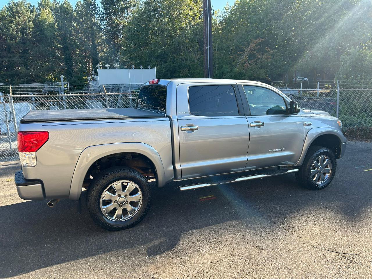 Used 2011 Toyota Tundra Limited w/ Platinum Pkg AWD/4WD image 4