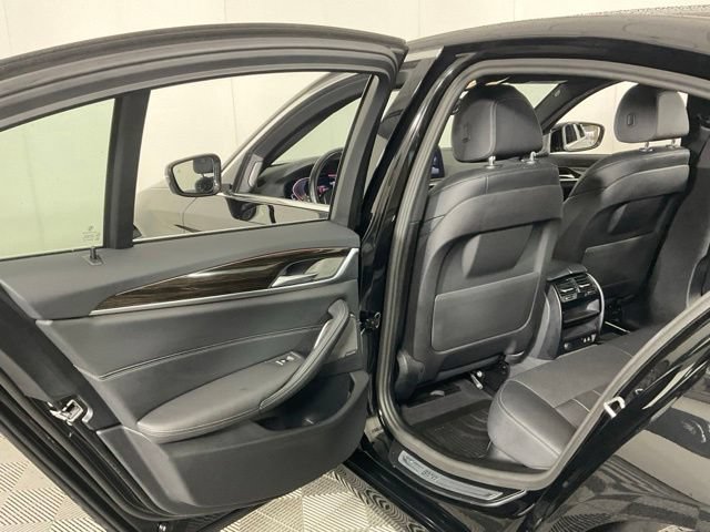 Certified 2023 BMW 530i xDrive w/ Premium Package AWD/4WD image 30