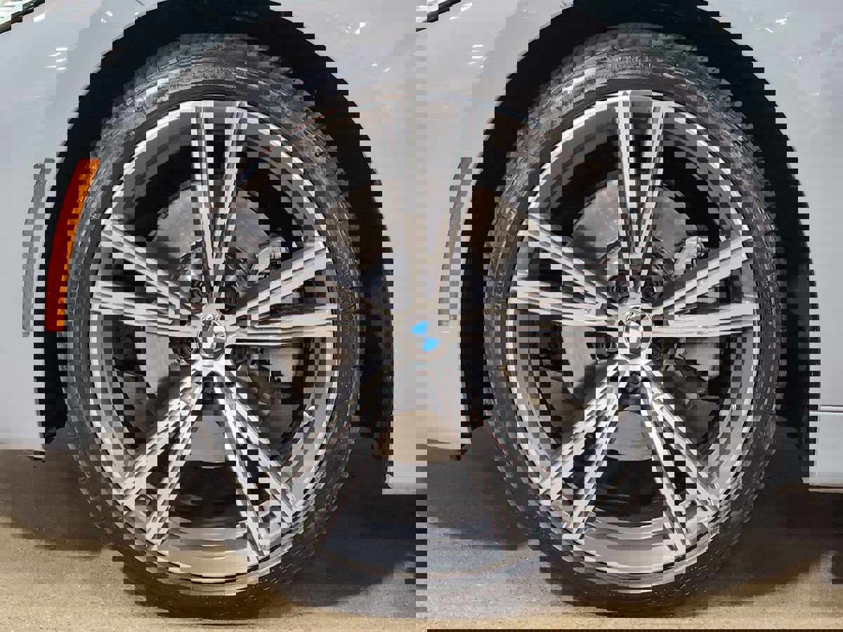 Used 2022 BMW 430i xDrive Coupe w/ M Sport Package image 28