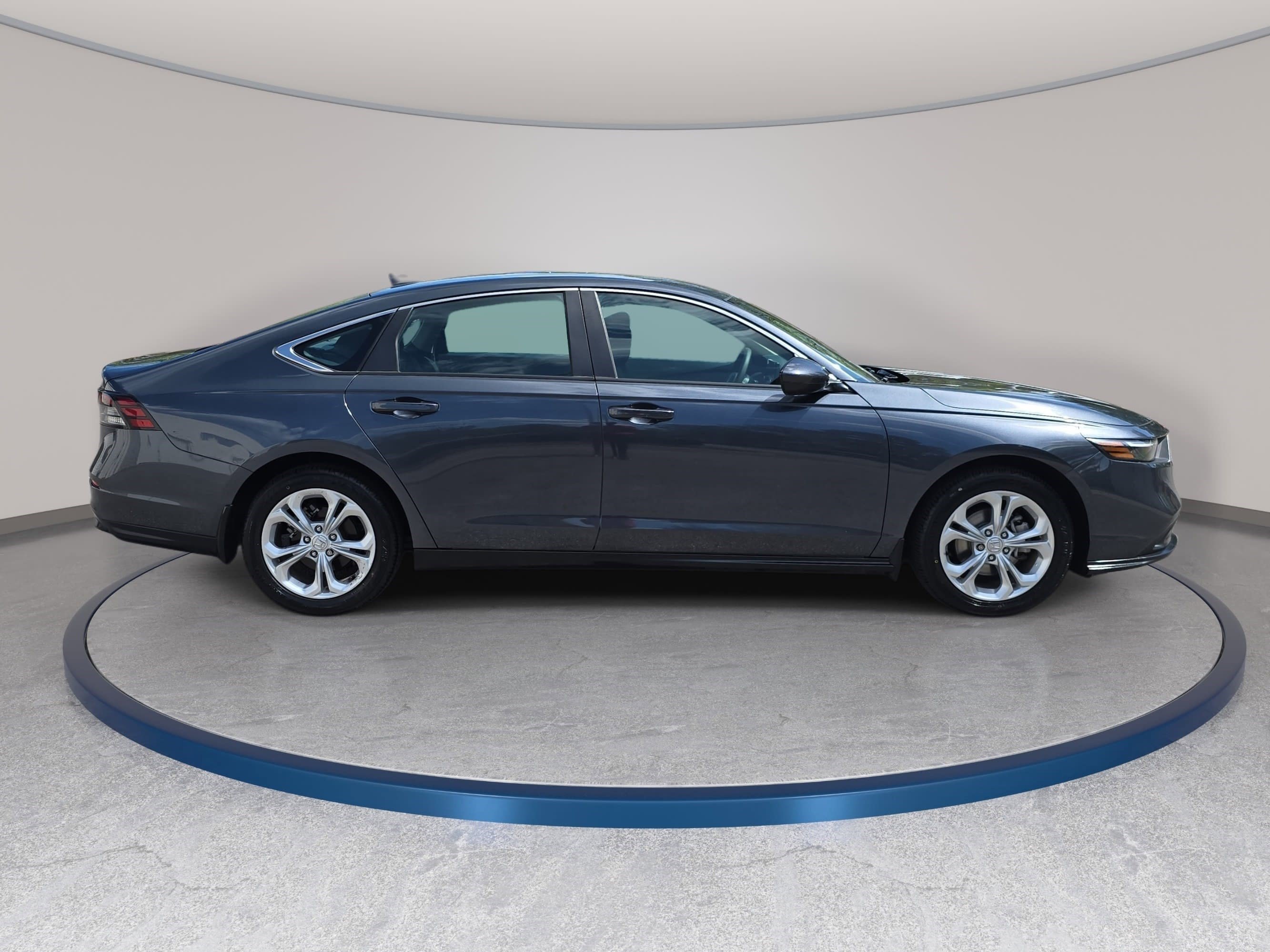 Used 2024 Honda Accord LX image 4