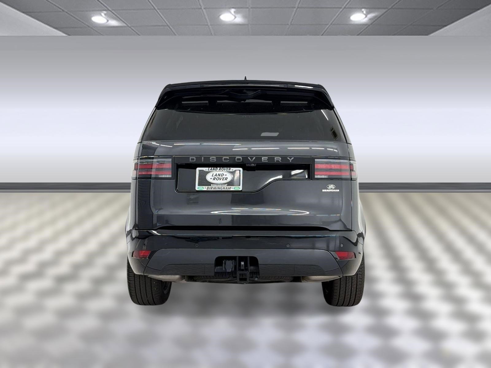 Certified 2025 Land Rover Discovery Dynamic SE AWD/4WD image 9