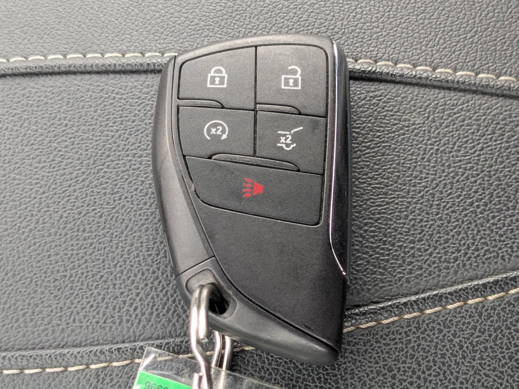 Used 2024 Chevrolet Traverse LS AWD/4WD image 38