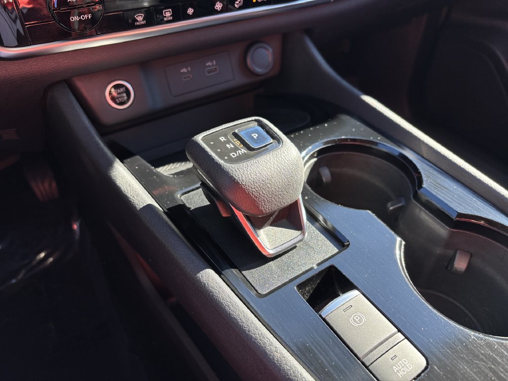 Certified 2021 Nissan Rogue SV FWD image 28