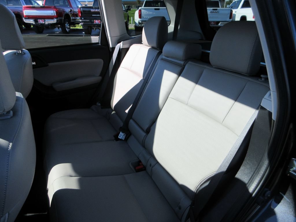 Used 2017 Subaru Forester 2.5i Limited AWD/4WD image 22