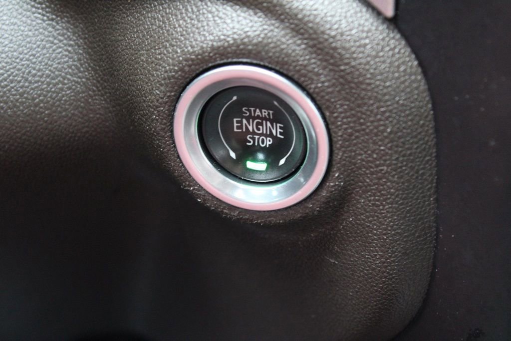 Used 2021 GMC Sierra 1500 SLT w/ SLT Convenience Package image 32