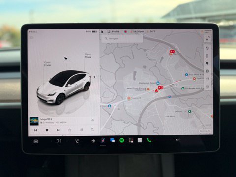 Used 2024 Tesla Model Y Long Range AWD/4WD image 28