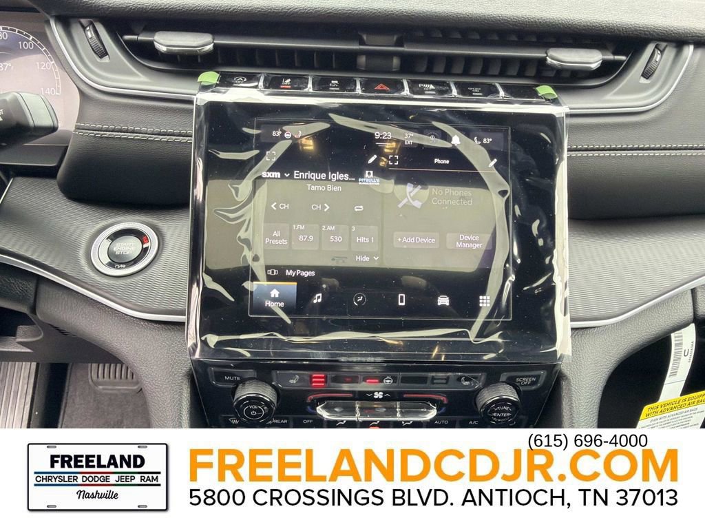 New 2025 Jeep Grand Cherokee Altitude w/ Trailer Tow Package image 28