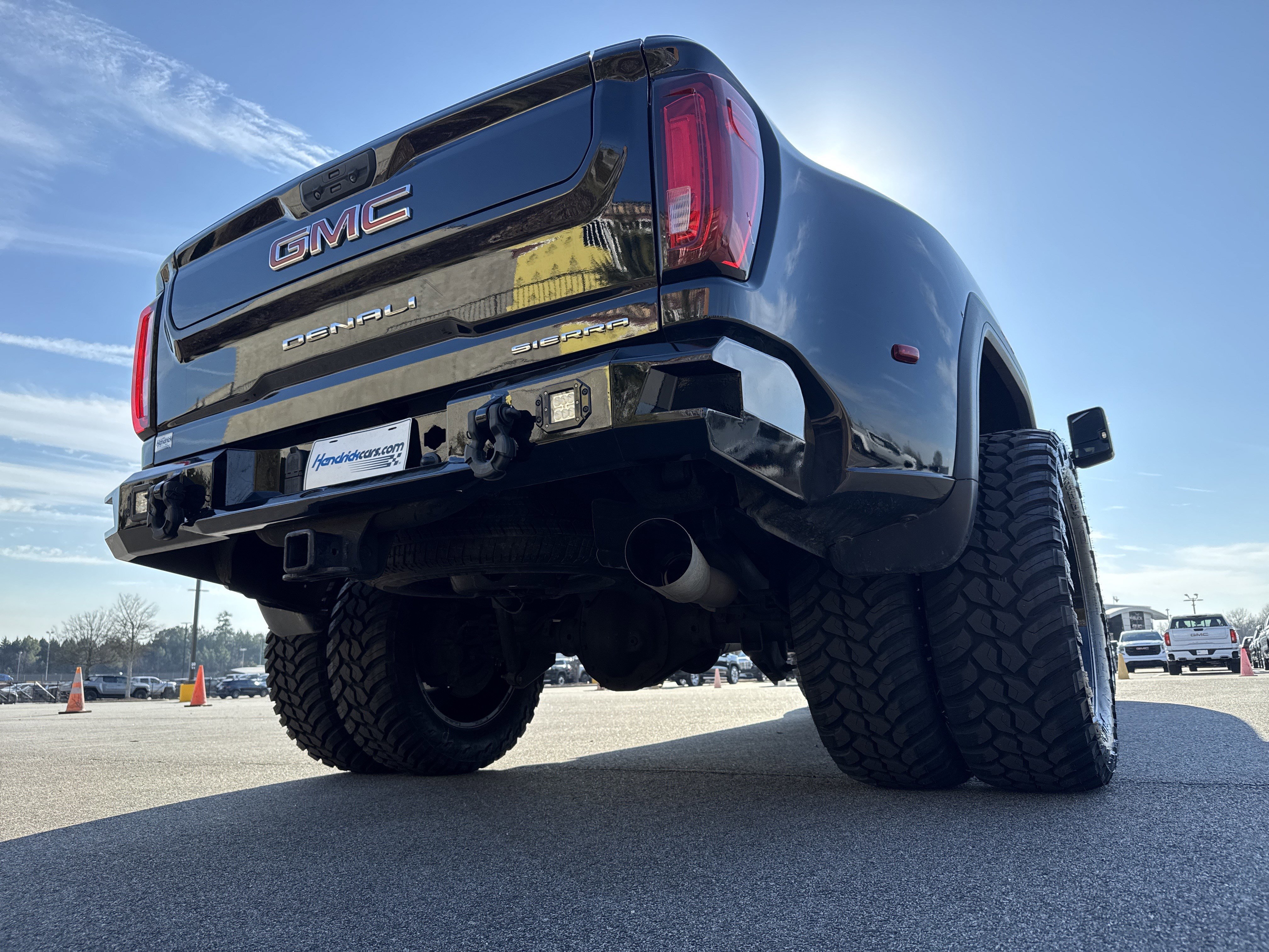 Used 2022 GMC Sierra 3500 Denali image 10