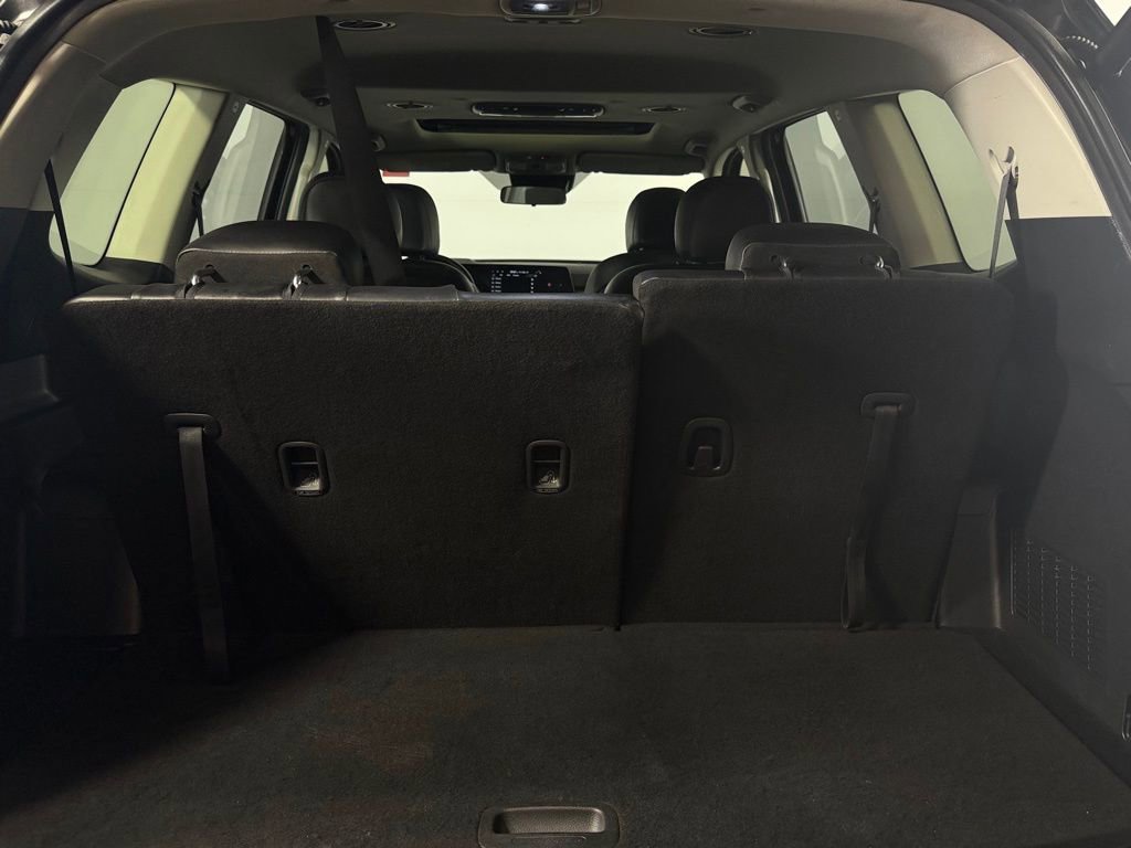 Used 2025 Kia Telluride S image 32