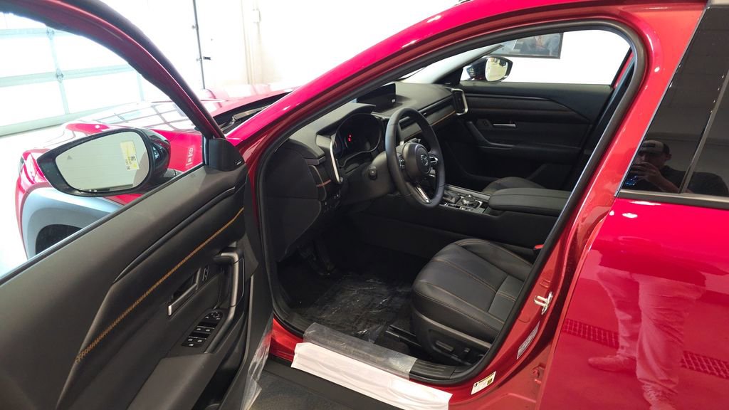 Used 2025 MAZDA CX-50 AWD 2.5 Hybrid w/ Weather Package image 10
