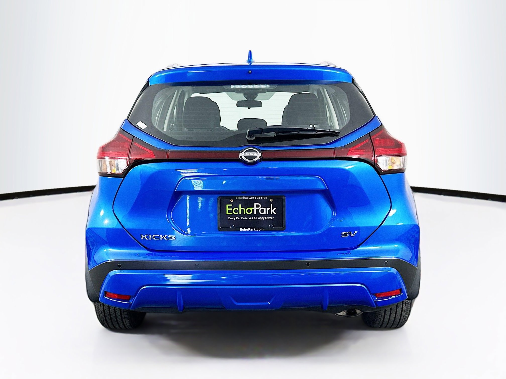 Used 2024 Nissan Kicks SV FWD image 7