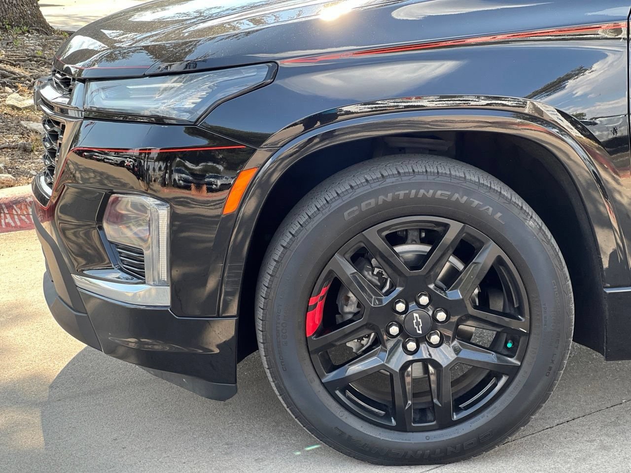 Certified 2023 Chevrolet Traverse Premier w/ Redline Edition FWD image 25