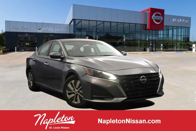 Used 2023 Nissan Altima 2.5 S
