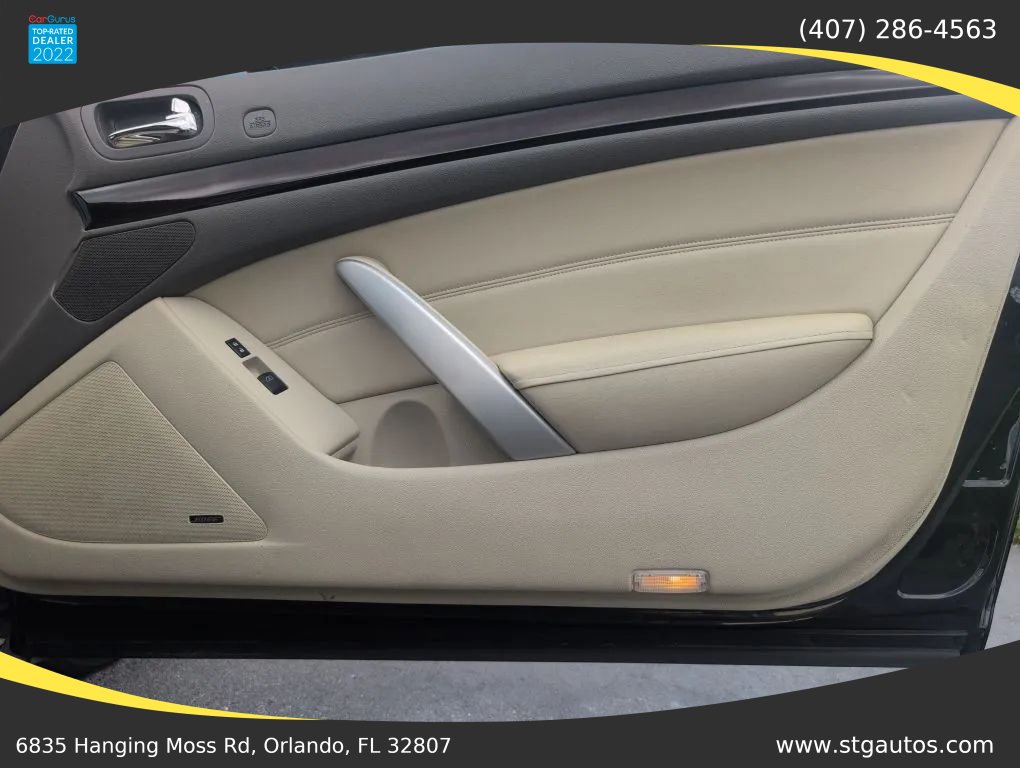 Used 2015 INFINITI Q60 Convertible w/ Premium Package RWD image 23
