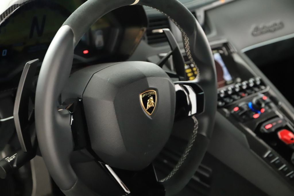 Used 2016 Lamborghini Aventador LP 750-4 Superveloce image 16