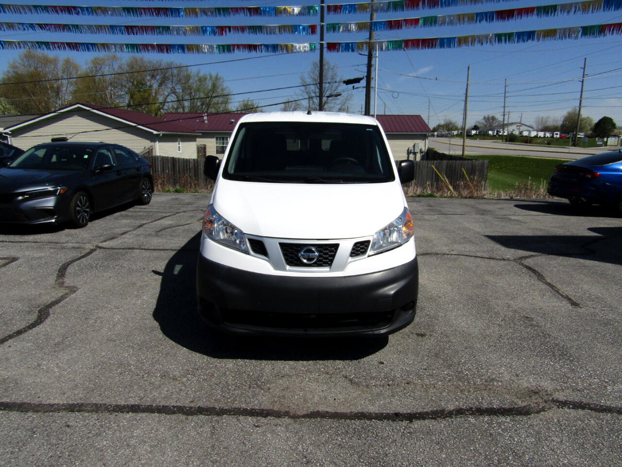 Used 2014 Nissan NV200 SV w/ Back Door Glass Package image 2
