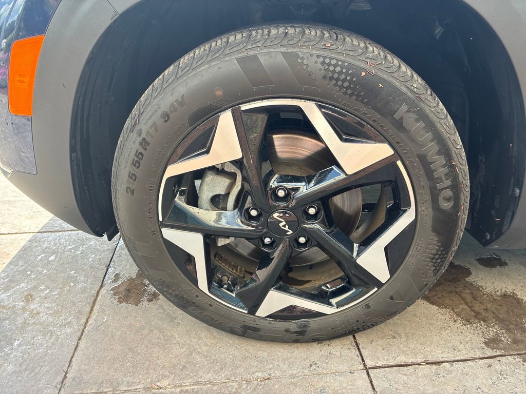 Used 2024 Kia Seltos EX AWD/4WD image 9