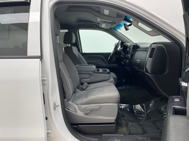 Used 2018 Chevrolet Silverado 1500 Custom w/ Custom Value Package image 14