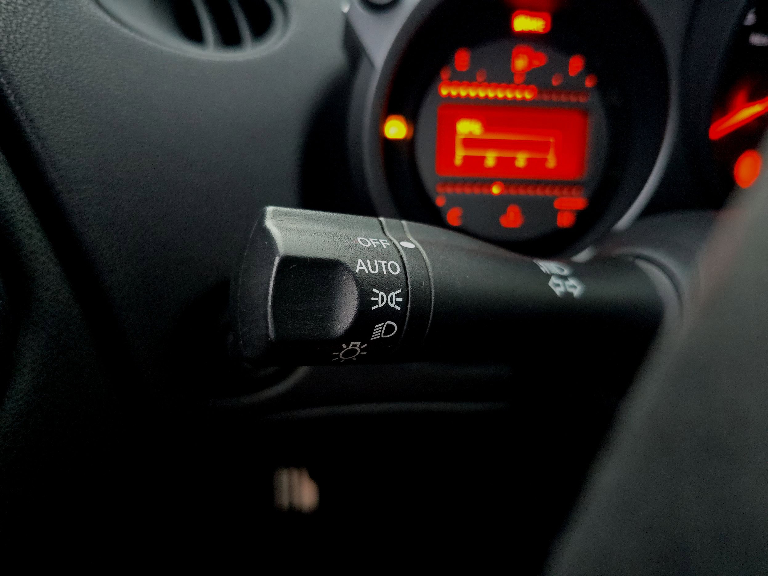 Used 2016 Nissan 370Z NISMO image 20