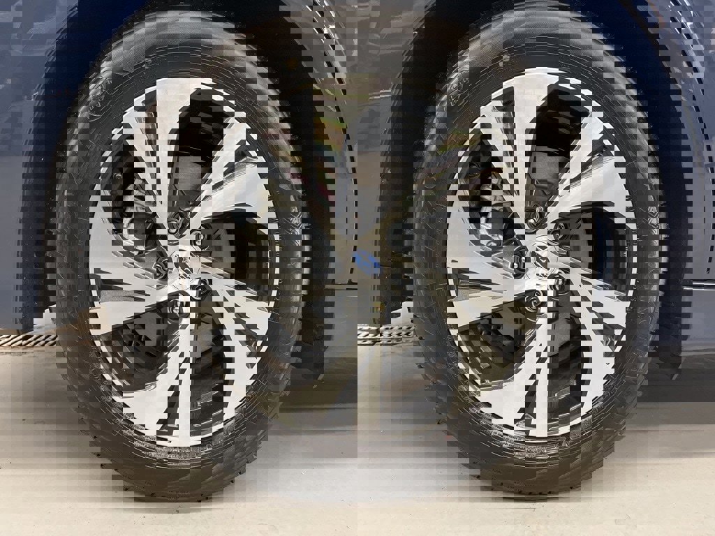 Certified 2025 Subaru Legacy image 34