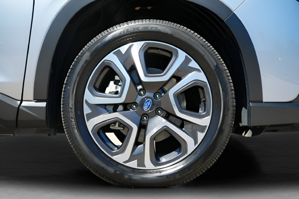 Used 2024 Subaru Ascent Touring AWD/4WD image 9