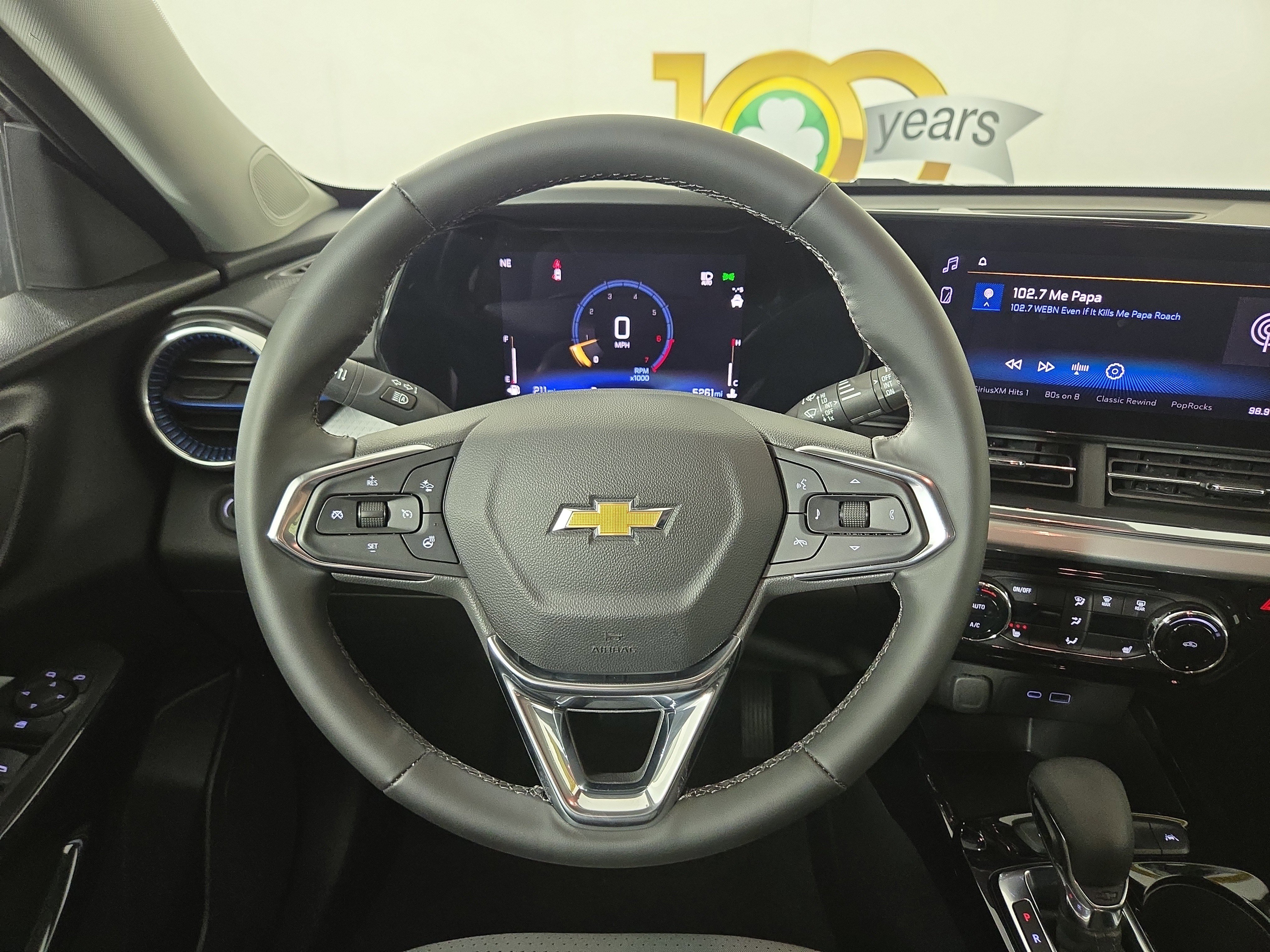 Used 2025 Chevrolet Trax LT w/ LT Convenience Package image 15