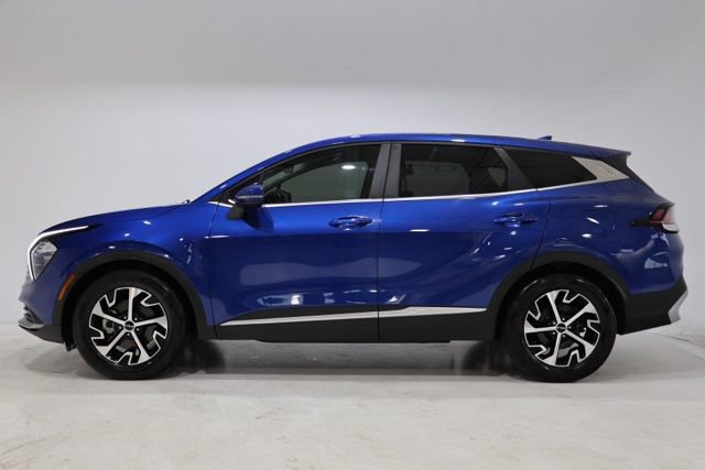 Used 2023 Kia Sportage EX FWD image 4